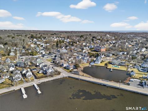 40 Holmes Street Stonington CT 06355