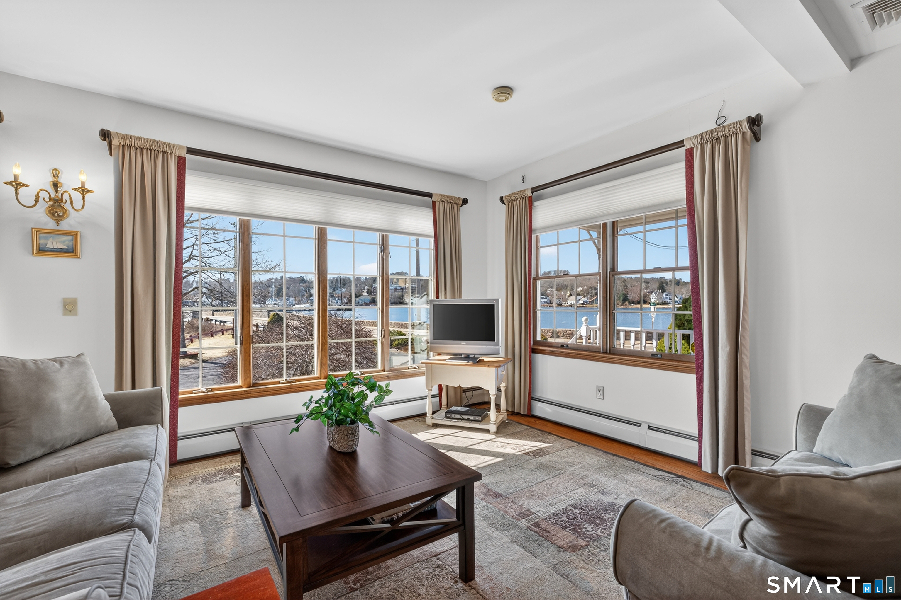 40 Holmes Street Stonington CT 06355
