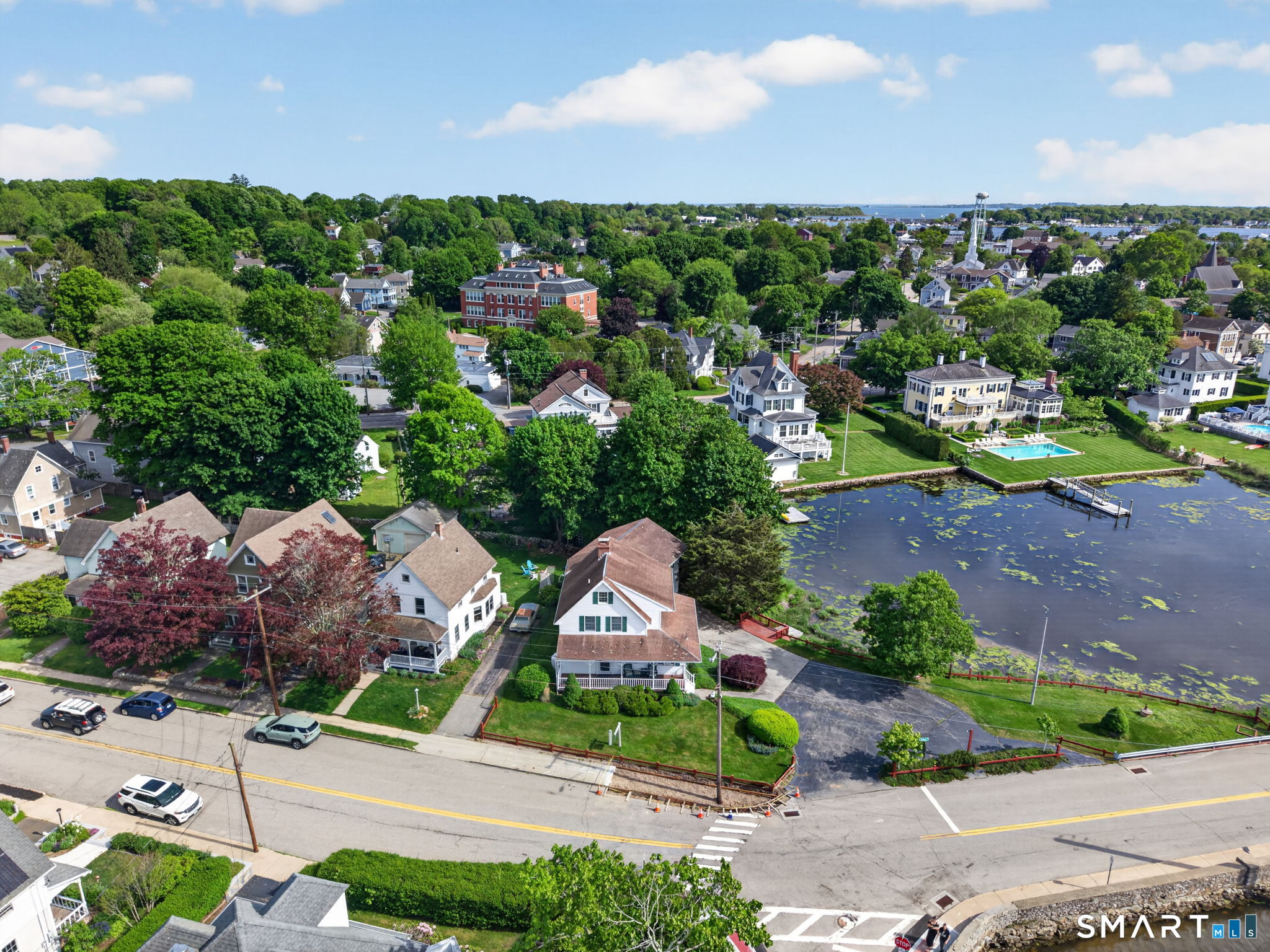 40 Holmes Street Stonington CT 06355