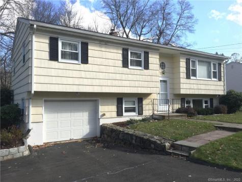 2 Clairann Drive Danbury CT 06811