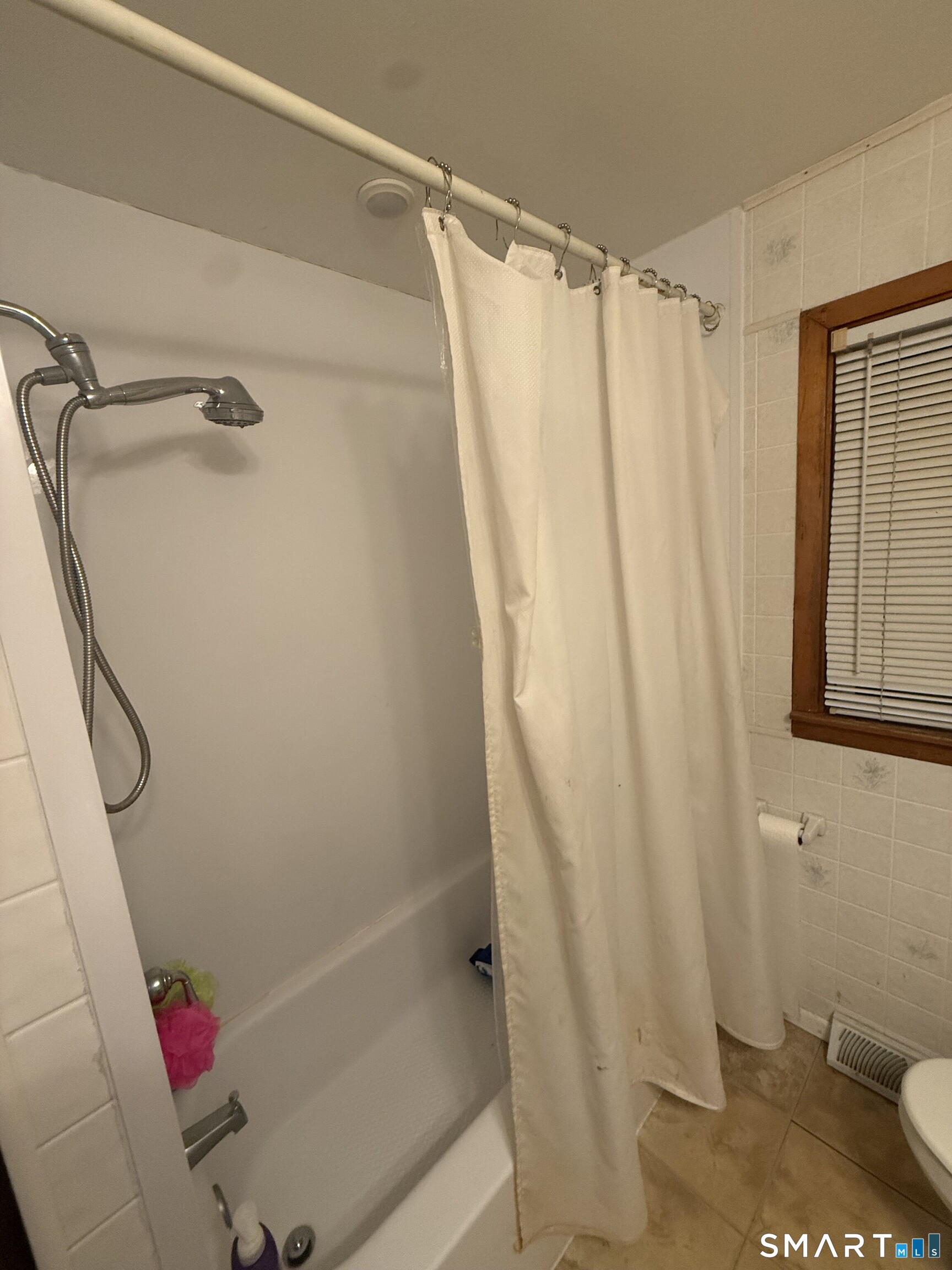 2 Sharren Lane Enfield CT 06082