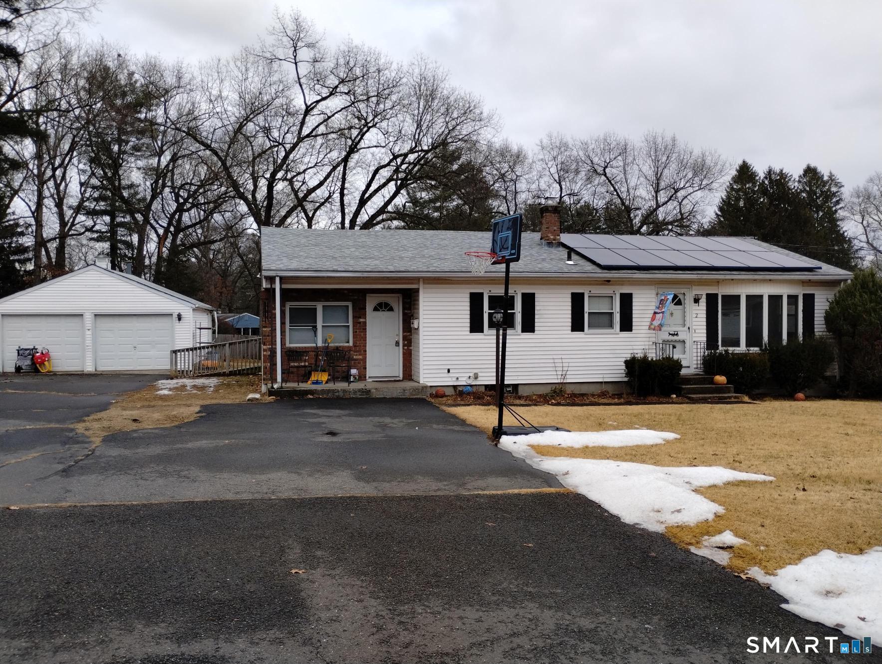 2 Sharren Lane Enfield CT 06082