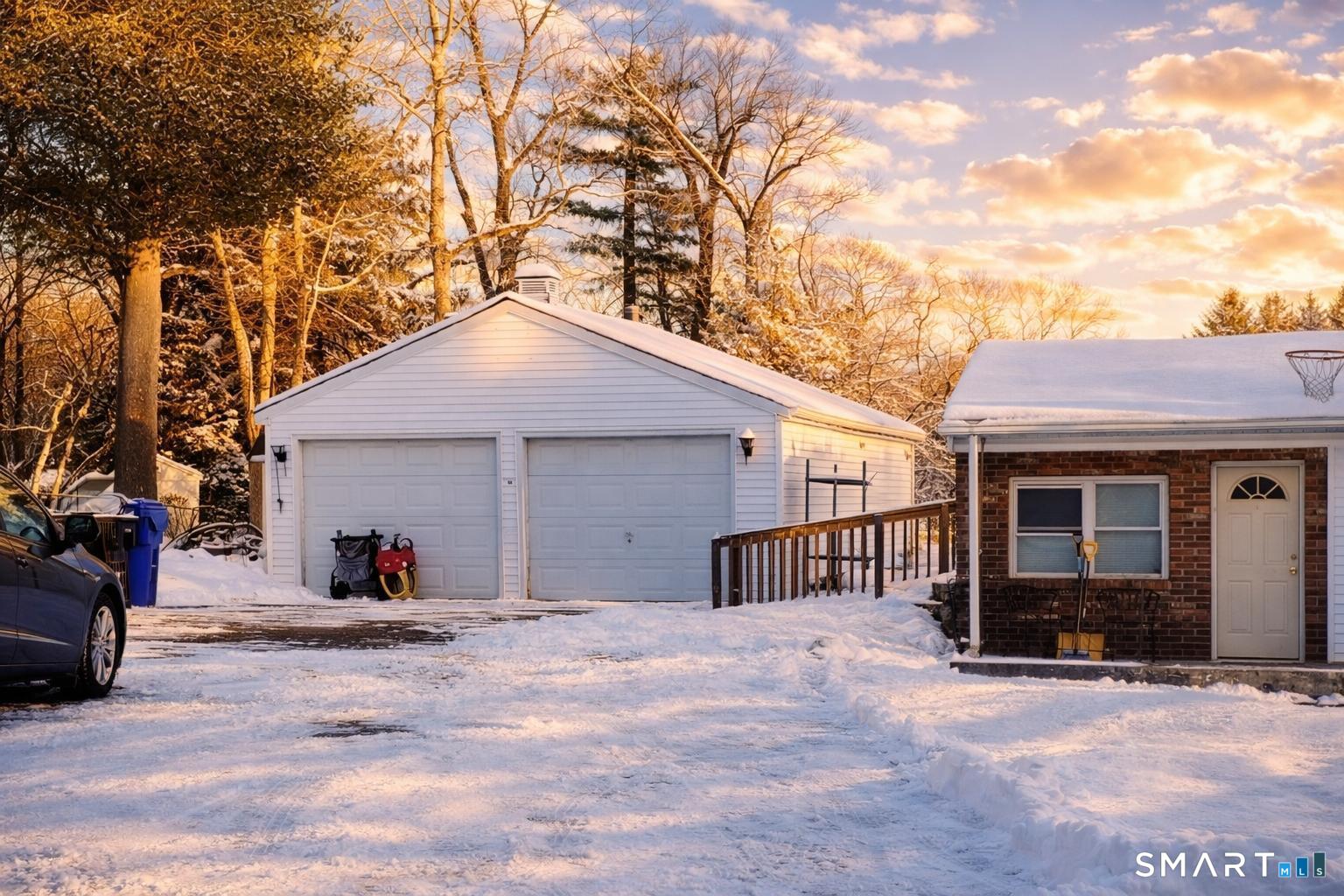 2 Sharren Lane Enfield CT 06082