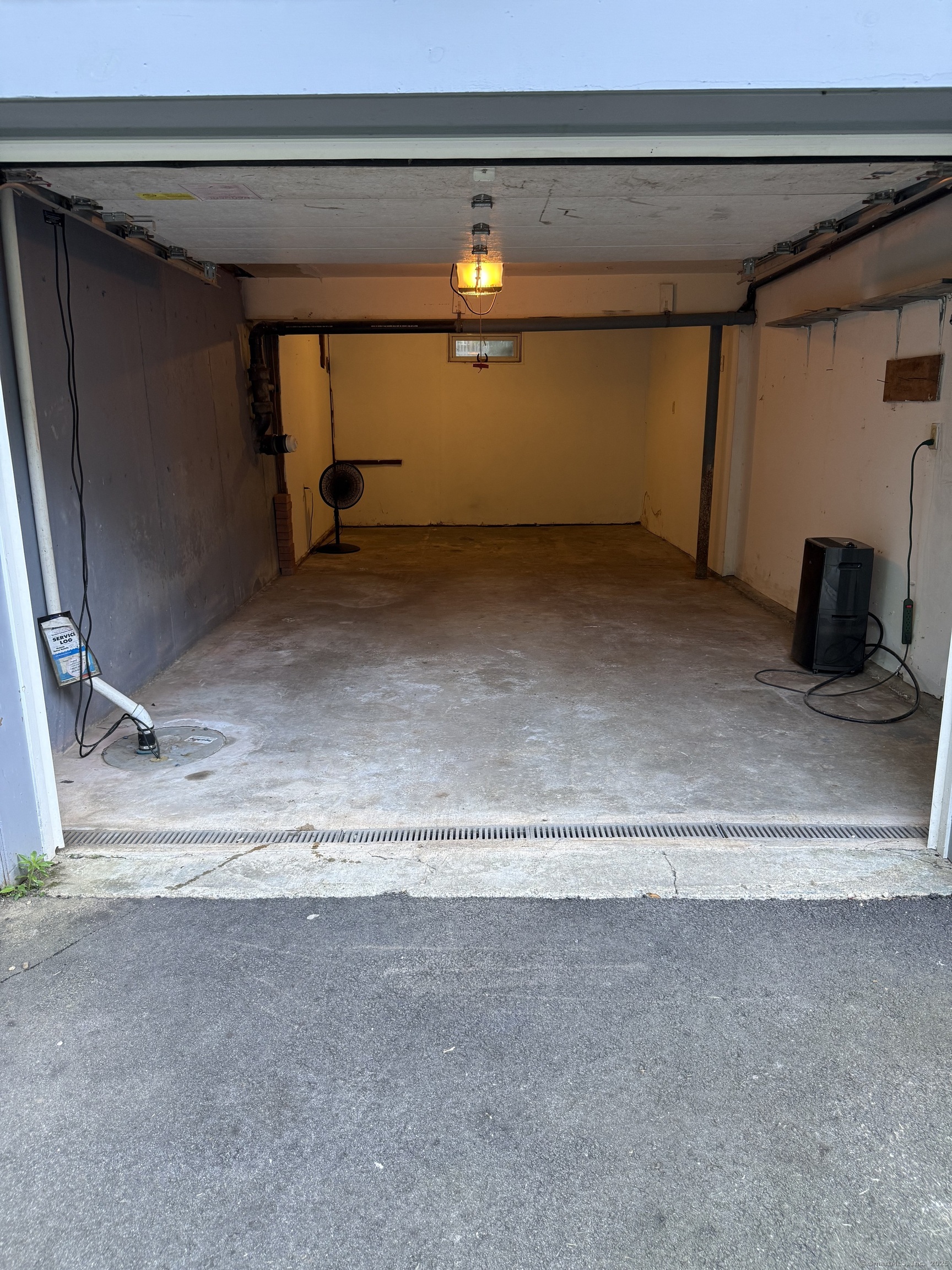 476 Old Stafford Road Tolland CT 06084