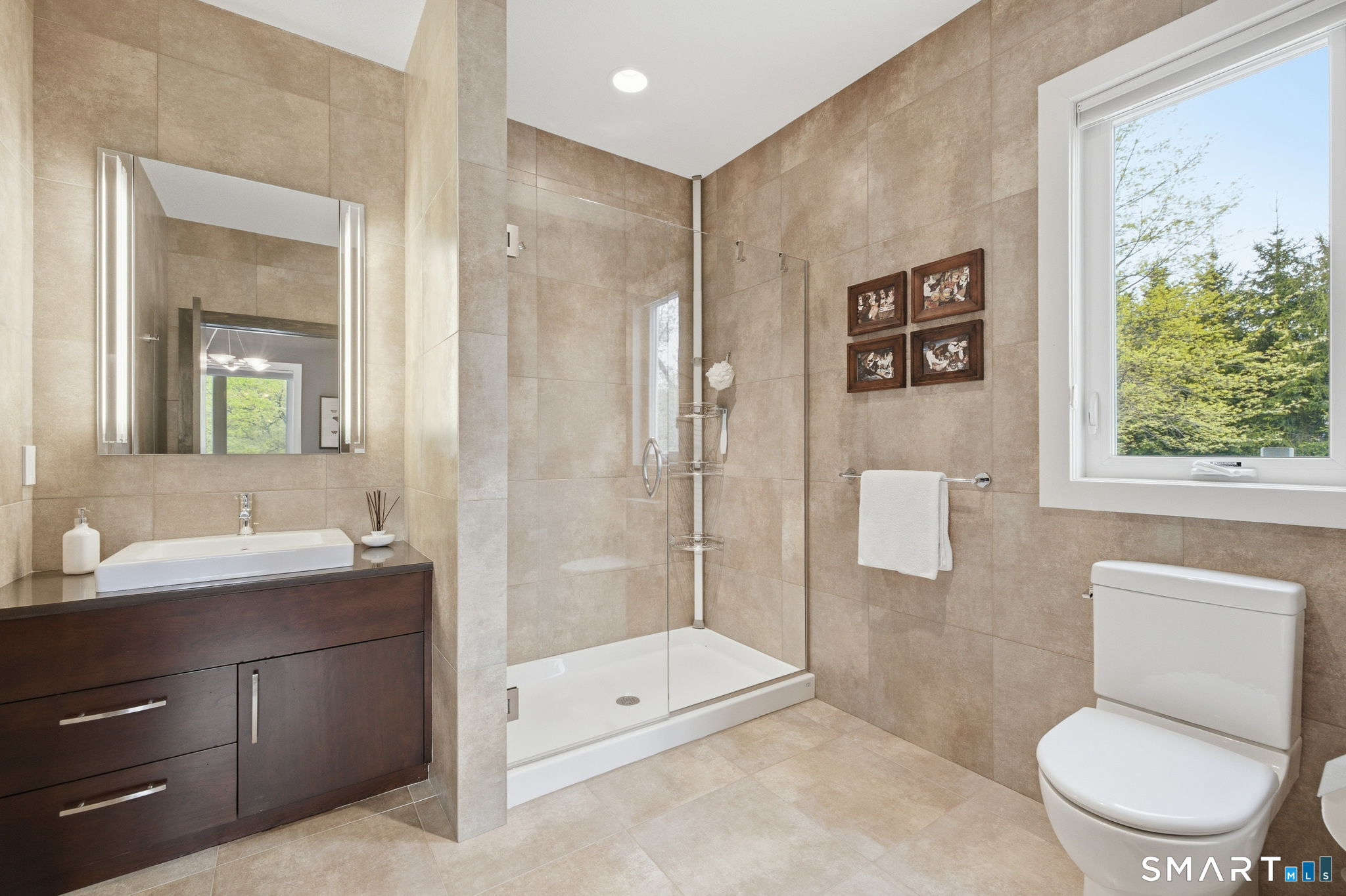 504 Deercliff Road Avon CT 06001