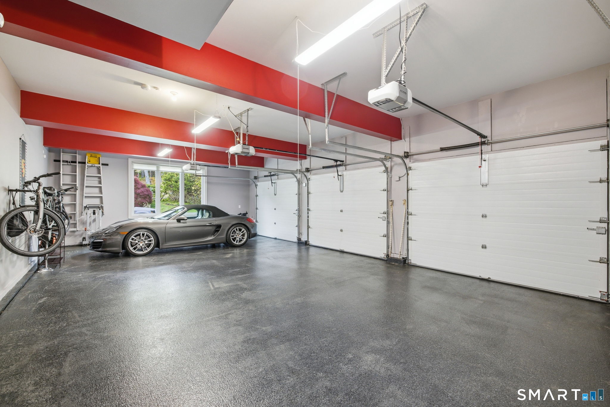 504 Deercliff Road Avon CT 06001