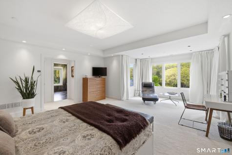 504 Deercliff Road Avon CT 06001