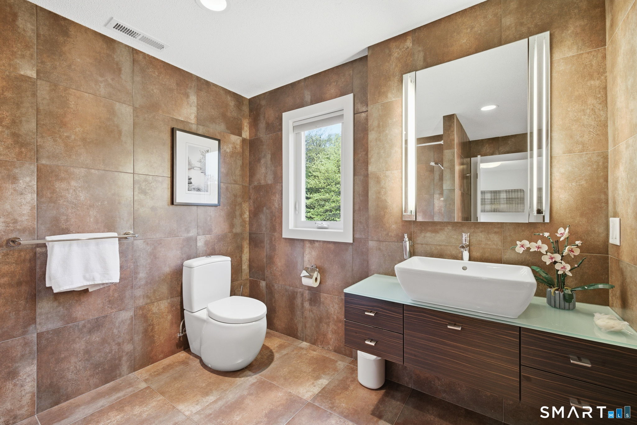 504 Deercliff Road Avon CT 06001