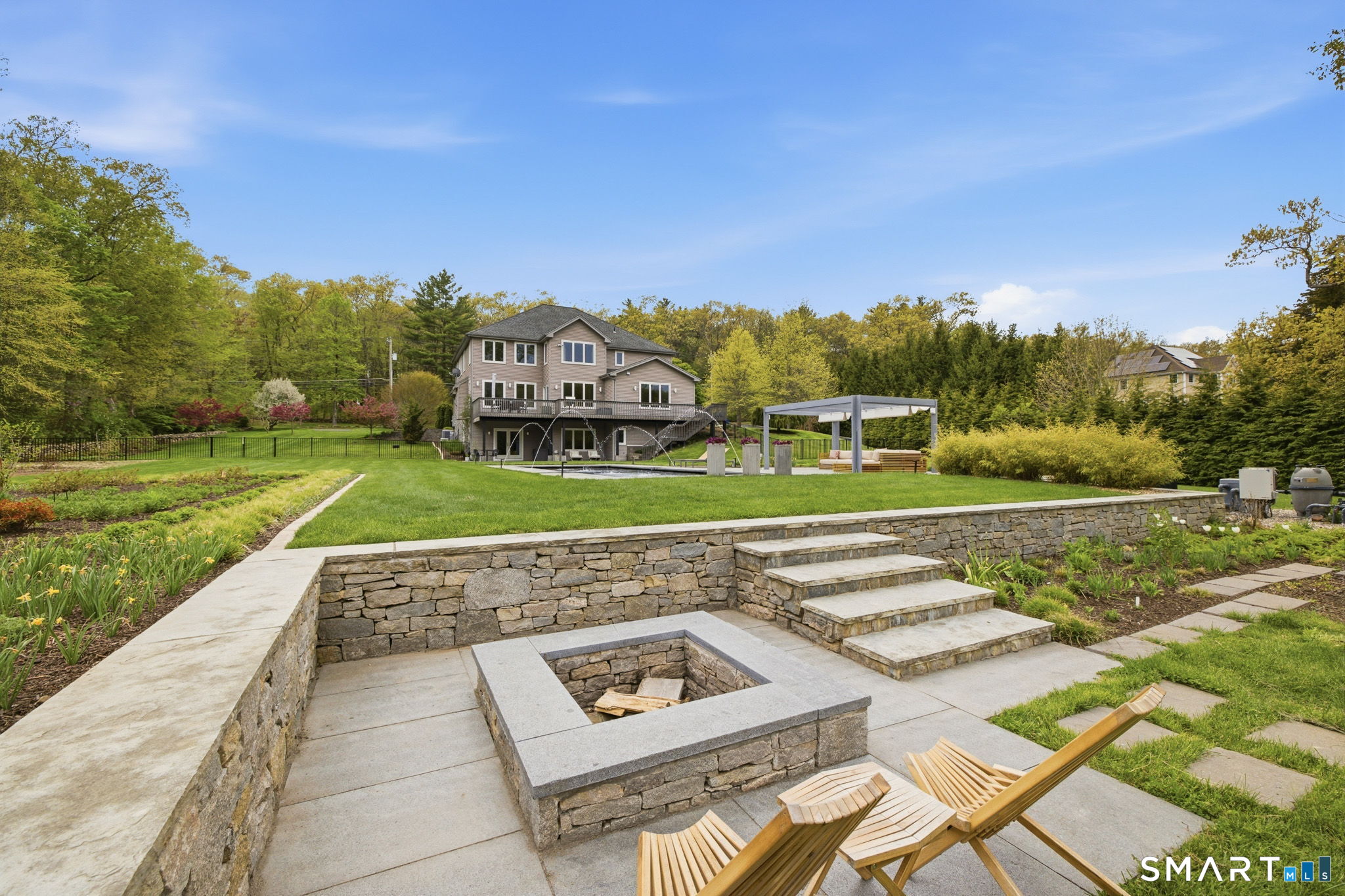 504 Deercliff Road Avon CT 06001