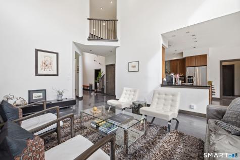 504 Deercliff Road Avon CT 06001