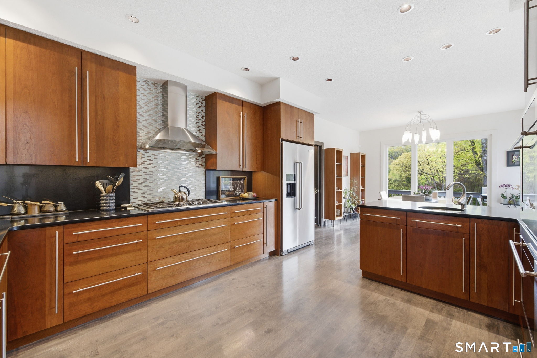 504 Deercliff Road Avon CT 06001