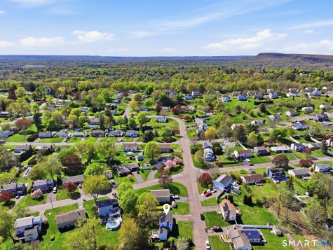 108 Harness Drive Meriden CT 06450