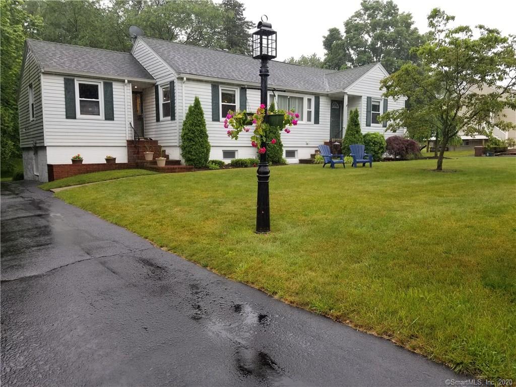 22 Russell Road North Haven CT 06473