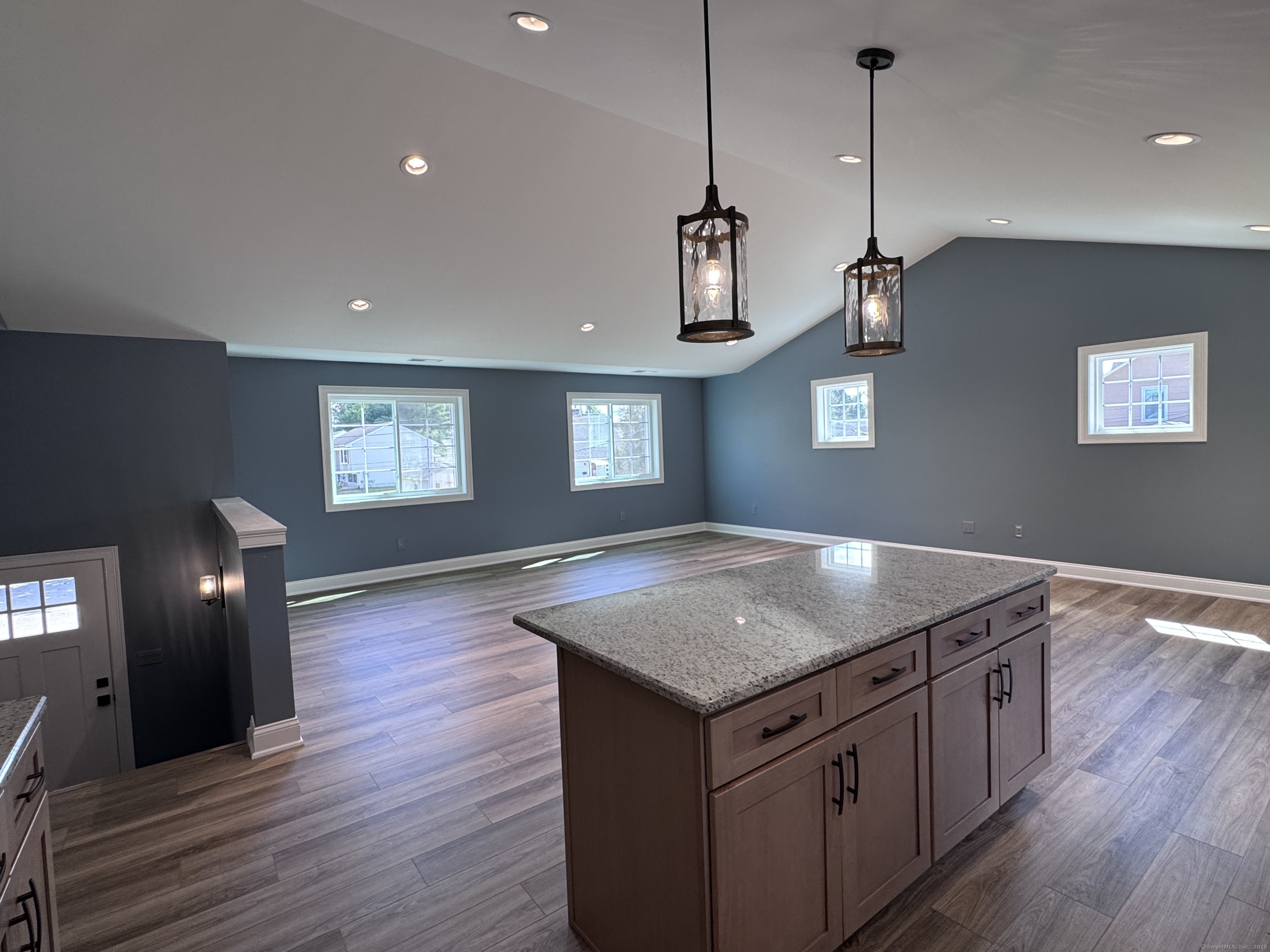 21 Charles Street Enfield CT 06082