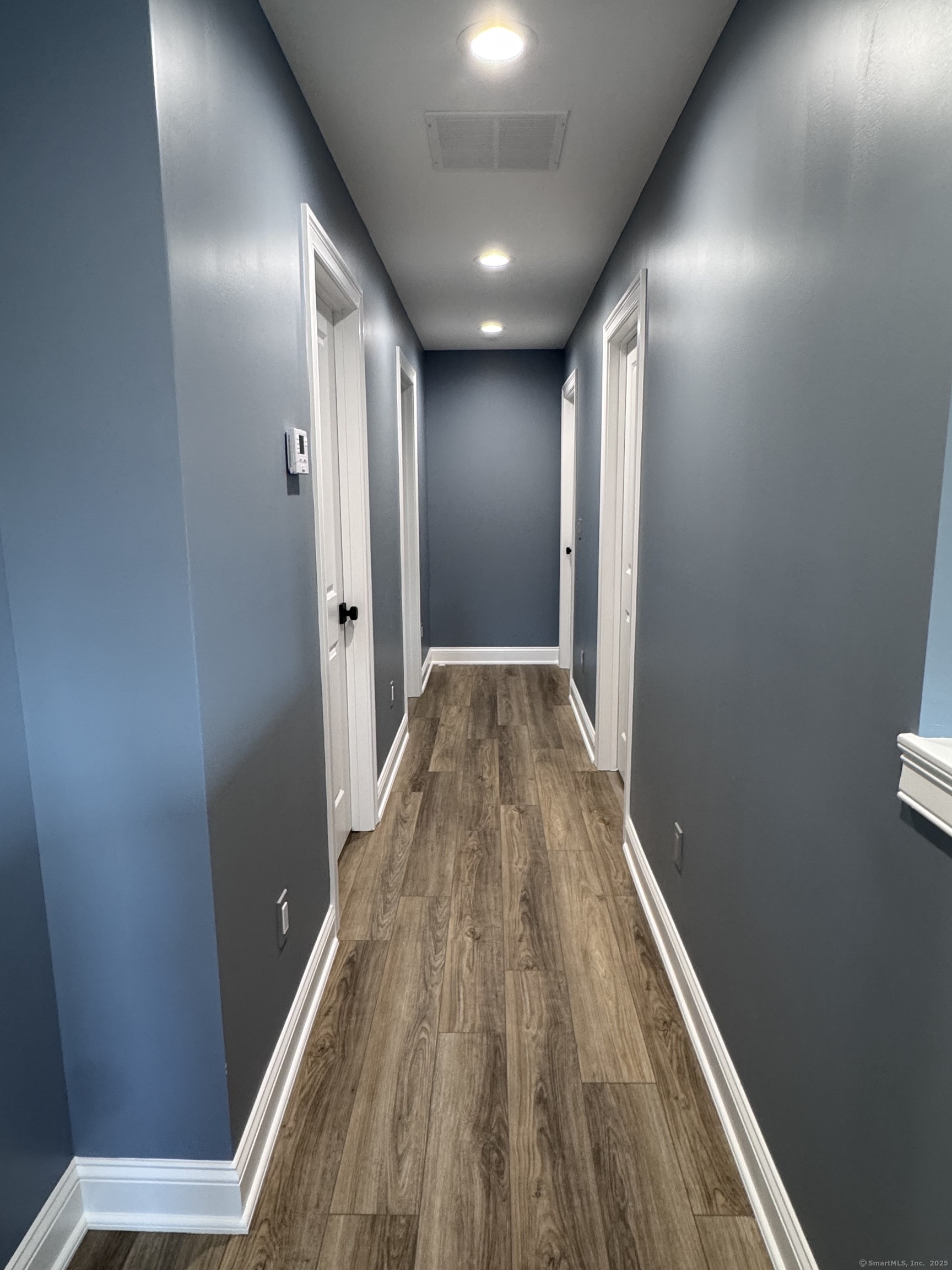 21 Charles Street Enfield CT 06082