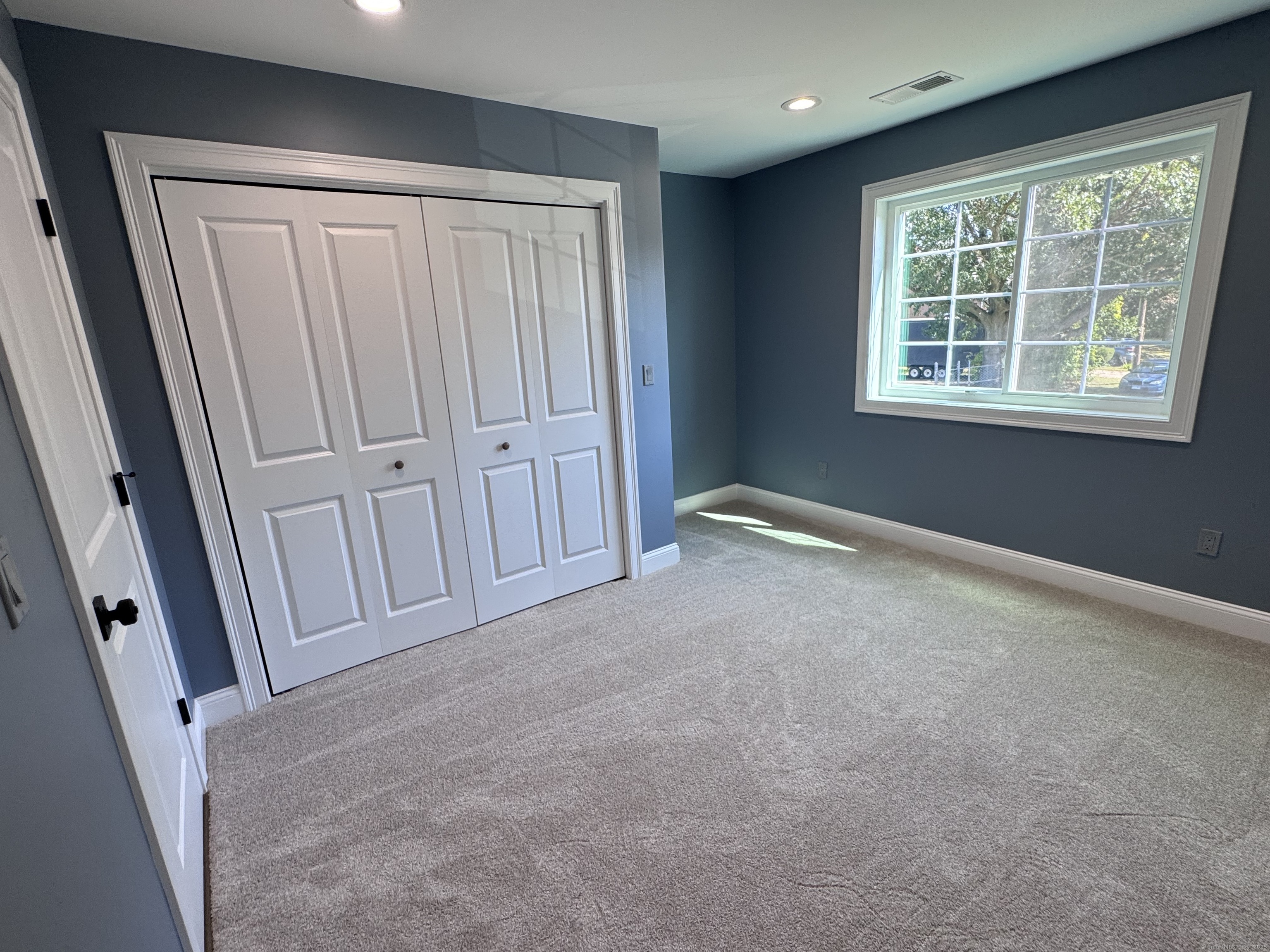 21 Charles Street Enfield CT 06082