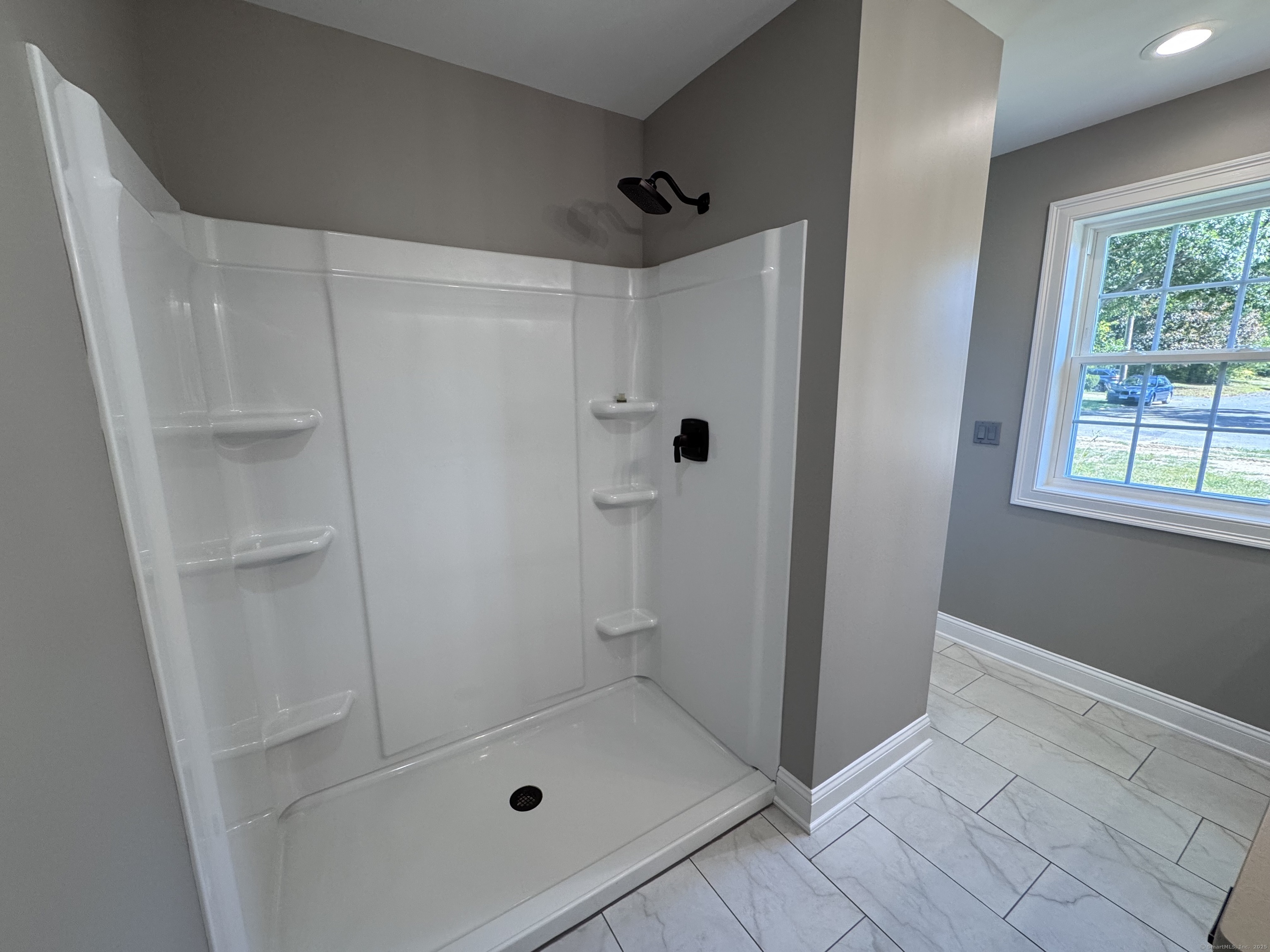 21 Charles Street Enfield CT 06082