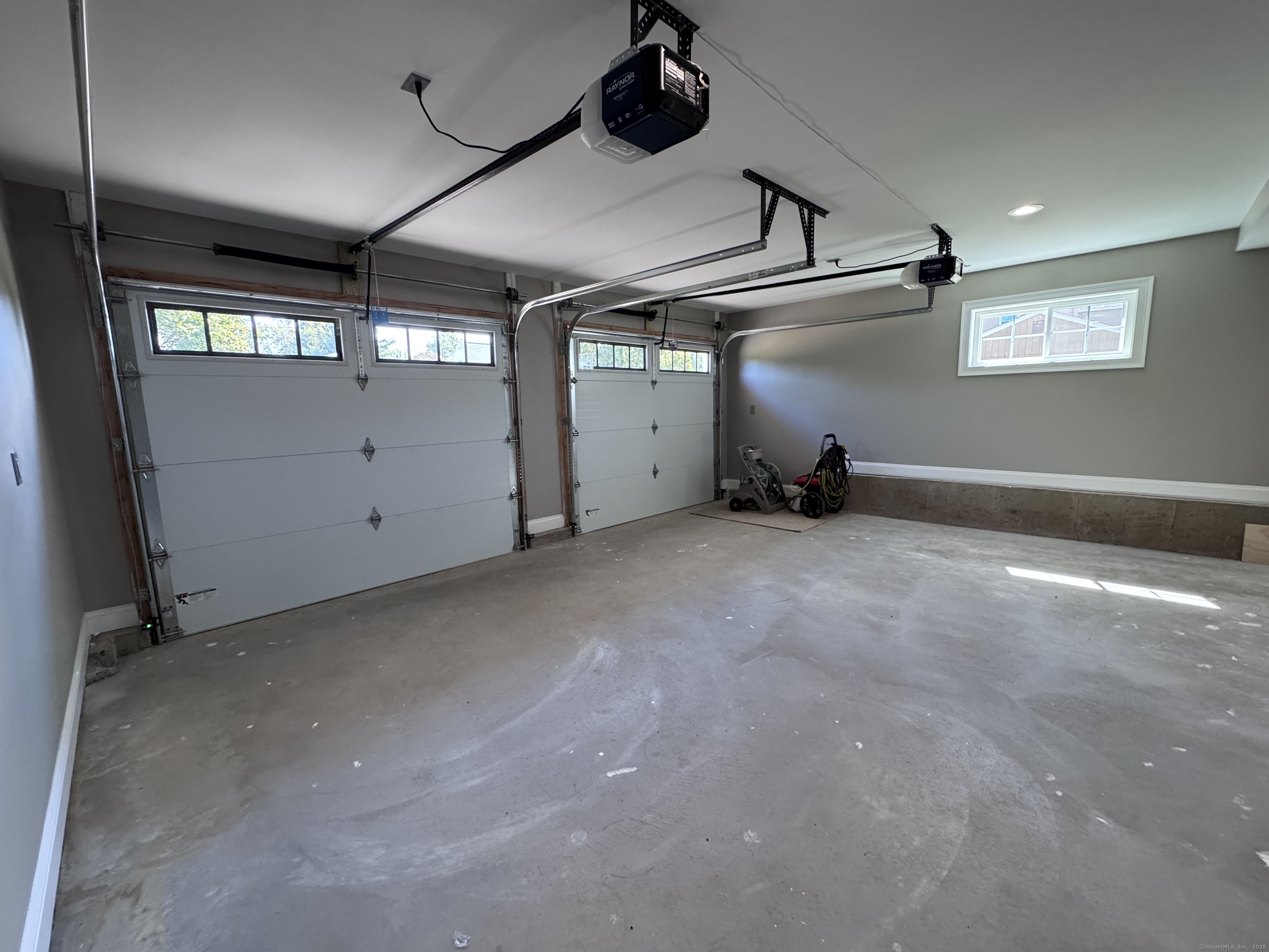 21 Charles Street Enfield CT 06082