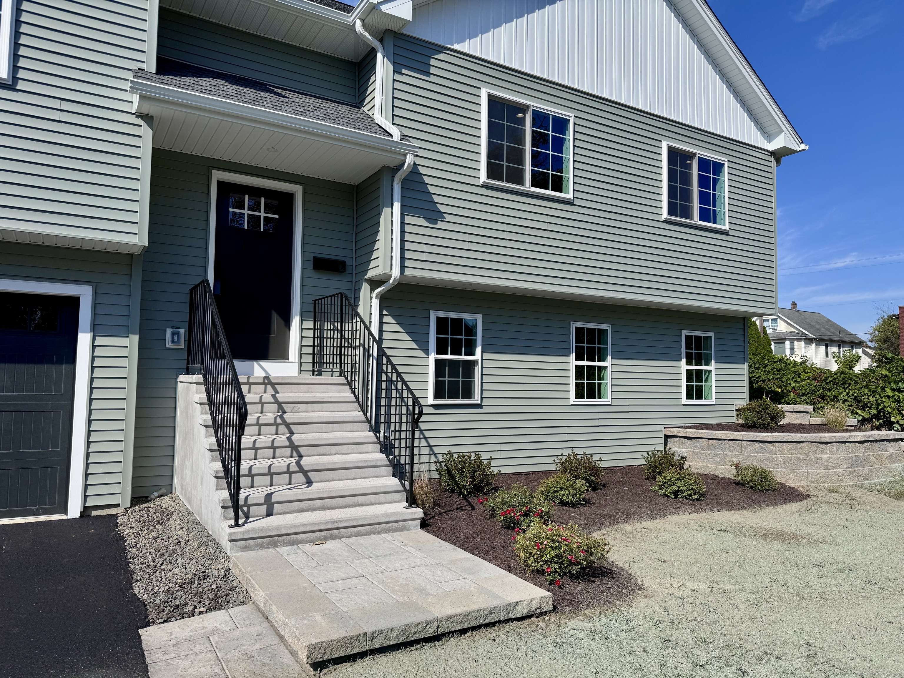 21 Charles Street Enfield CT 06082