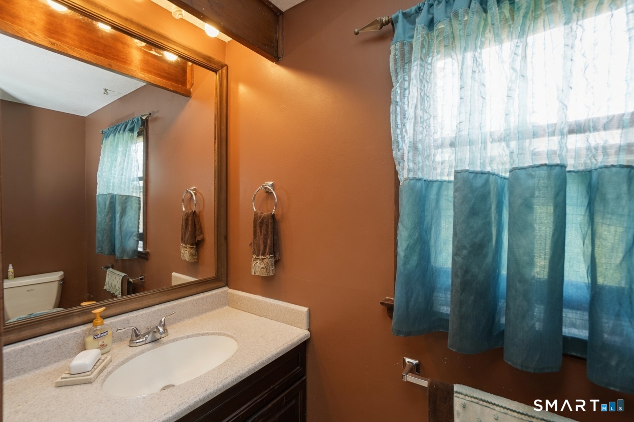 6 Tiffany Lane Bloomfield CT 06002