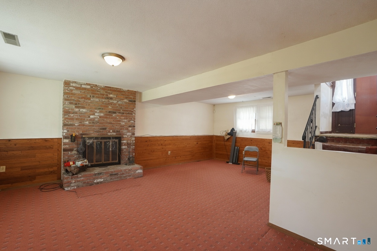 6 Tiffany Lane Bloomfield CT 06002