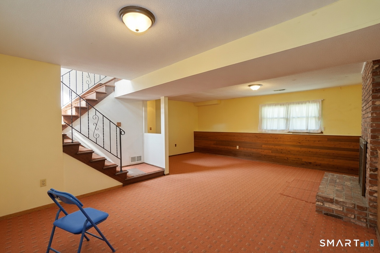 6 Tiffany Lane Bloomfield CT 06002