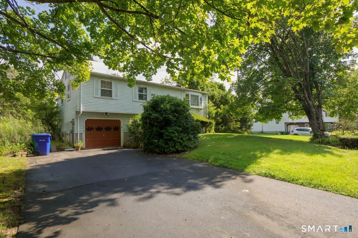6 Tiffany Lane Bloomfield CT 06002