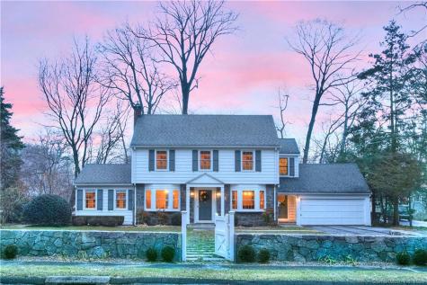 456 Crestwood Road Fairfield CT 06824