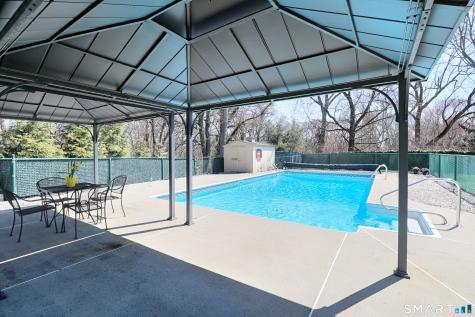 622 Melville Avenue Fairfield CT 06825