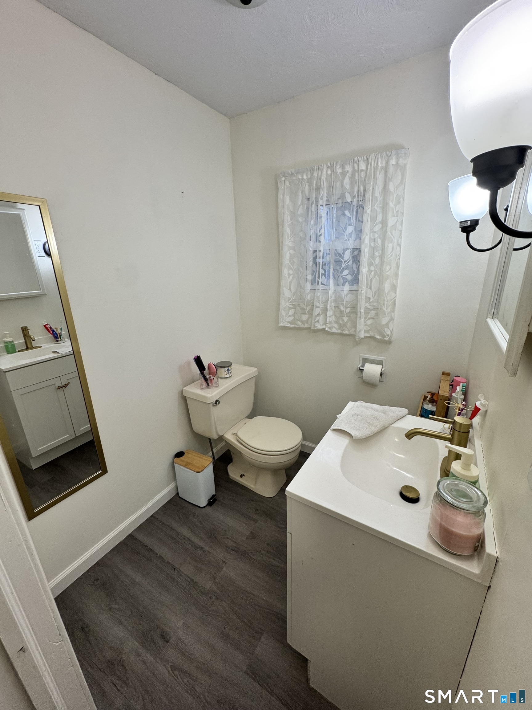 10 Hamilton Court Enfield CT 06082