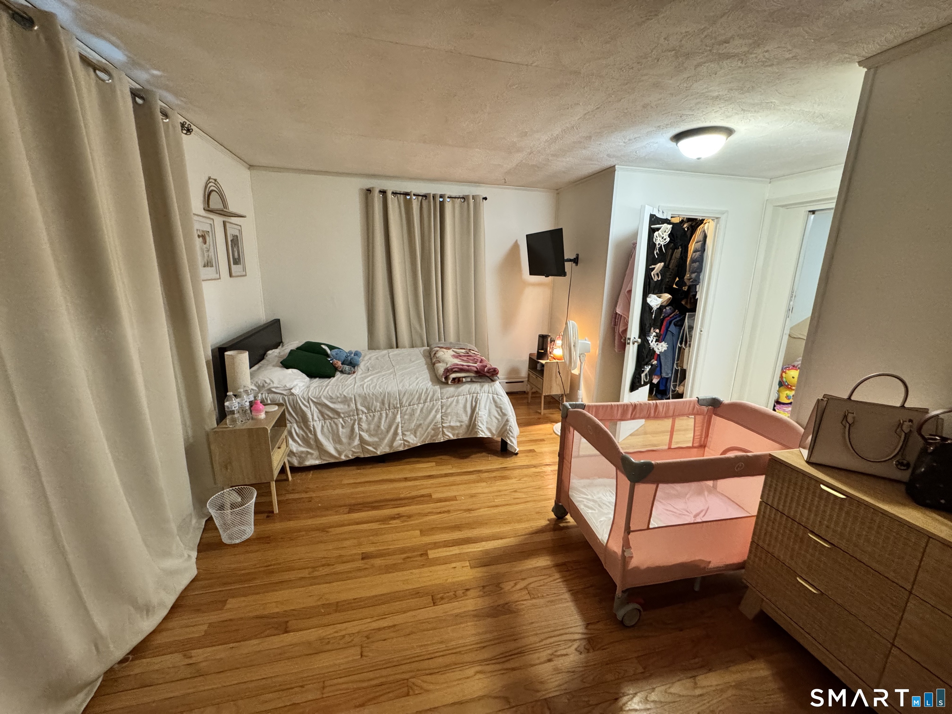 10 Hamilton Court Enfield CT 06082