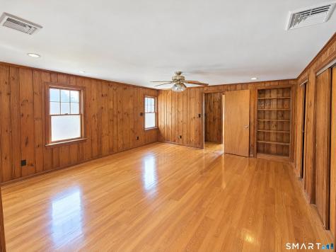 199 Chamberlain Highway Meriden CT 06451