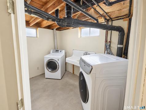 199 Chamberlain Highway Meriden CT 06451