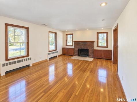 199 Chamberlain Highway Meriden CT 06451