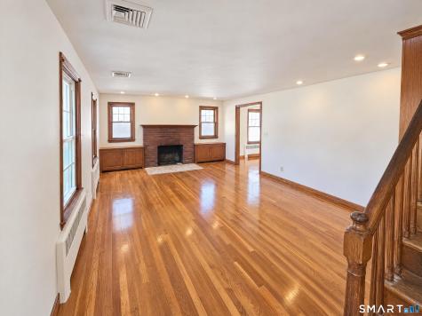 199 Chamberlain Highway Meriden CT 06451