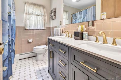 484 New England Lane Orange CT 06477