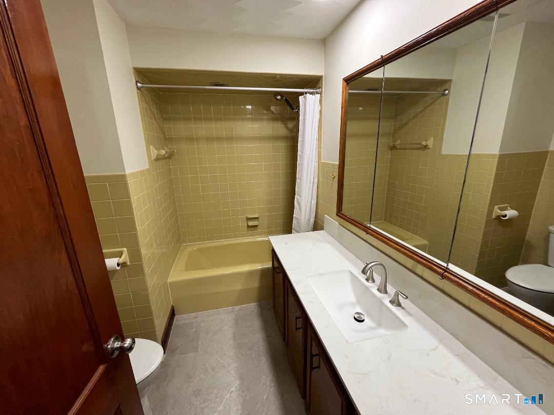 22 Warren Avenue Vernon CT 06066