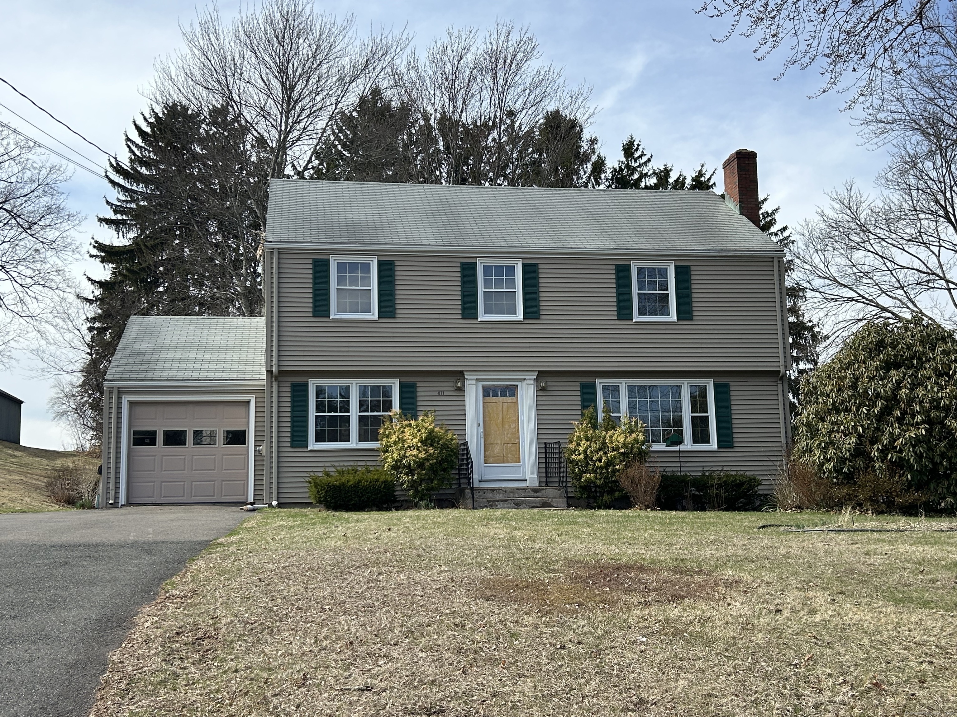 411 Slater Street South Windsor CT 06074