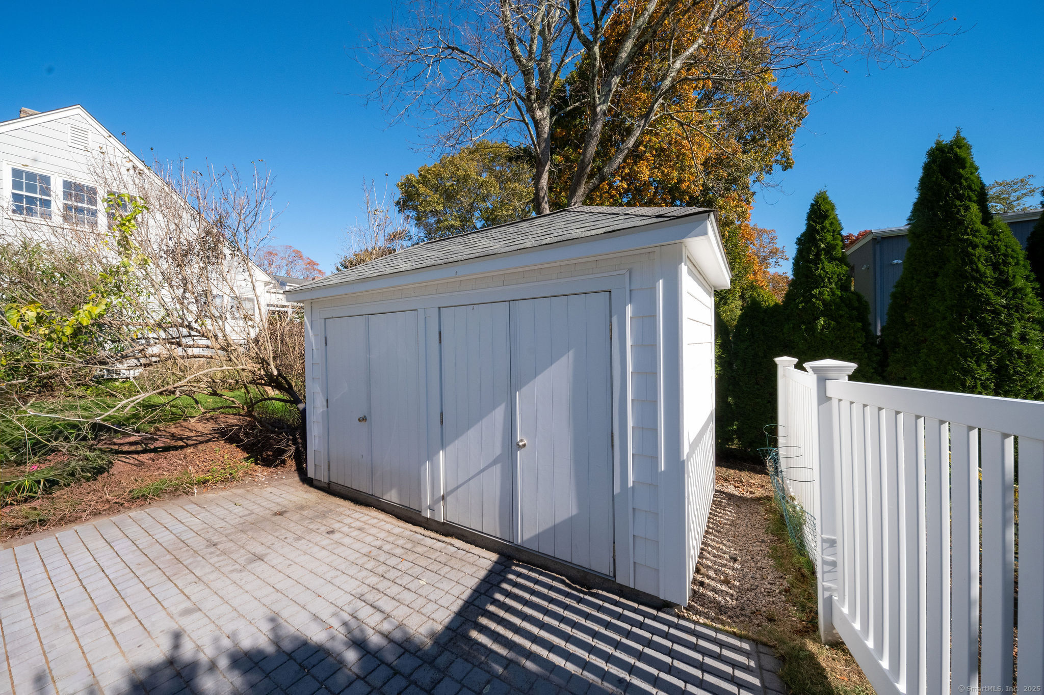 35 Hotchkiss Lane Madison CT 06443
