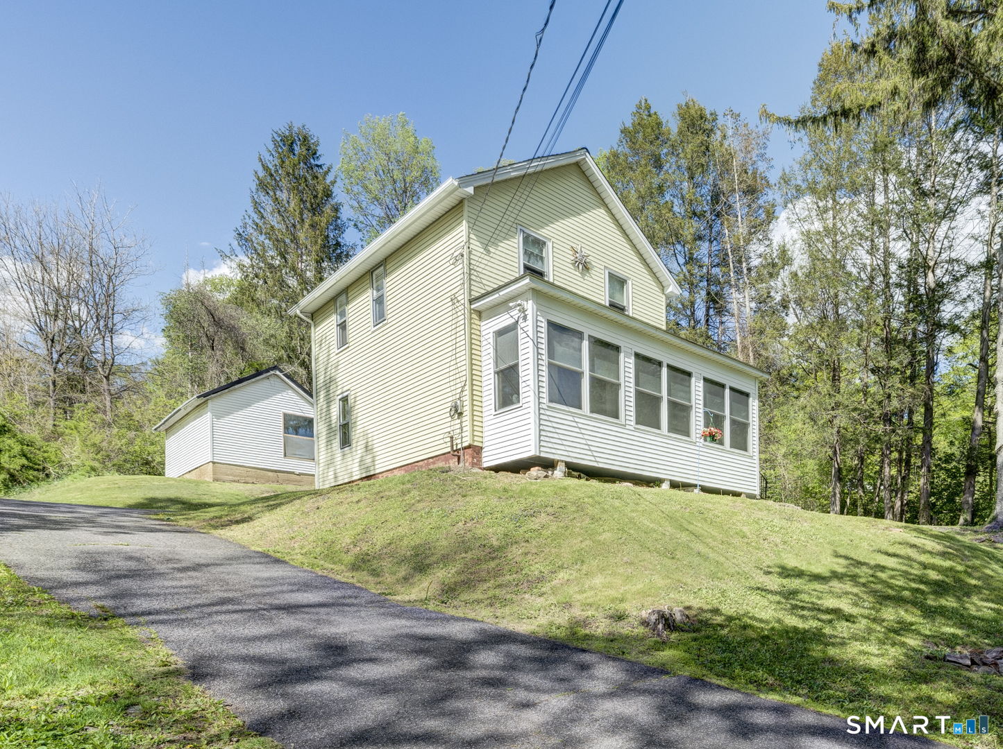 188 Litchfield Street Thomaston CT 06787