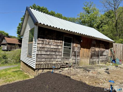 188 Litchfield Street Thomaston CT 06787