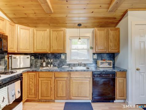 188 Litchfield Street Thomaston CT 06787
