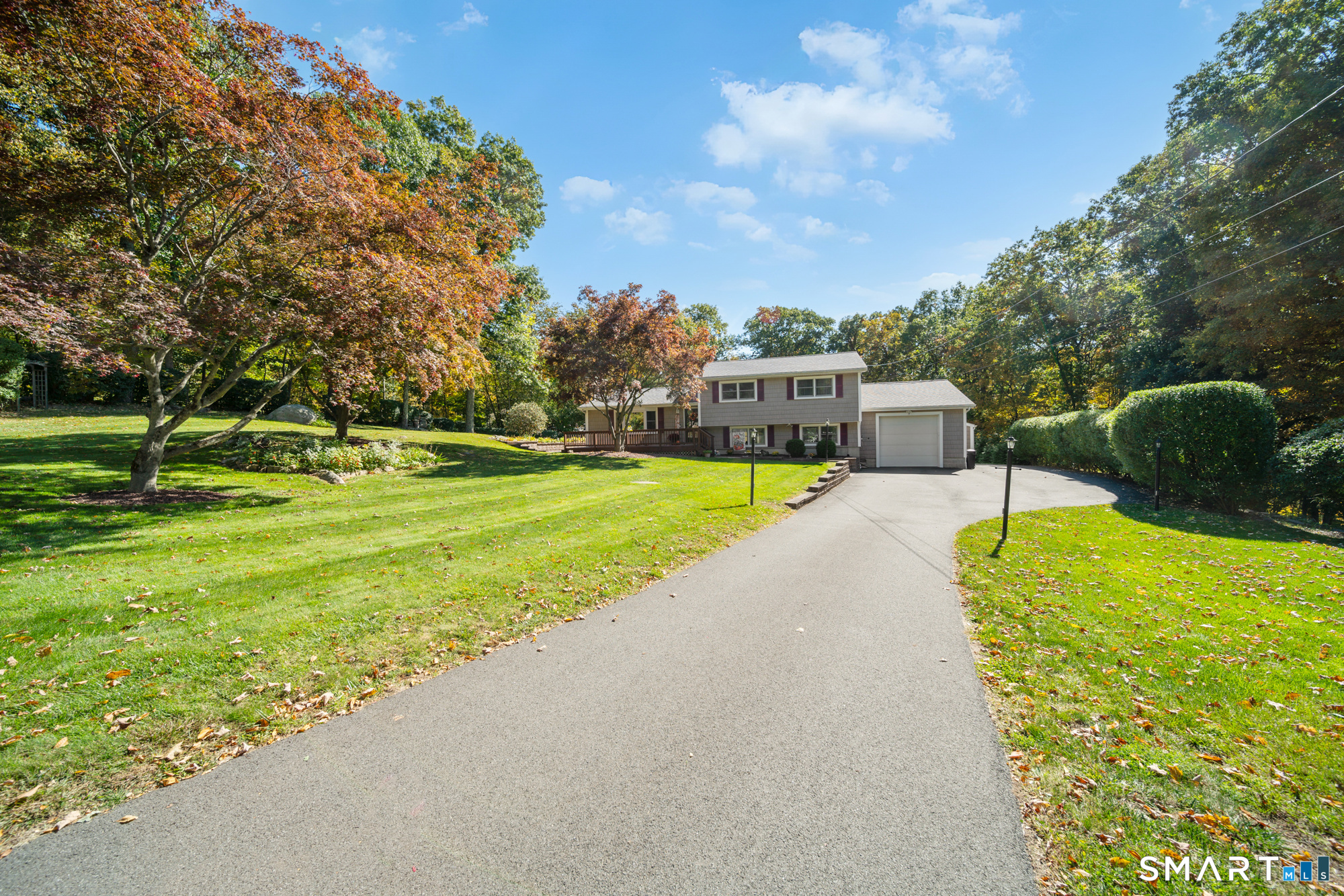 New Fairfield CT, 5 Twin Rocks Drive