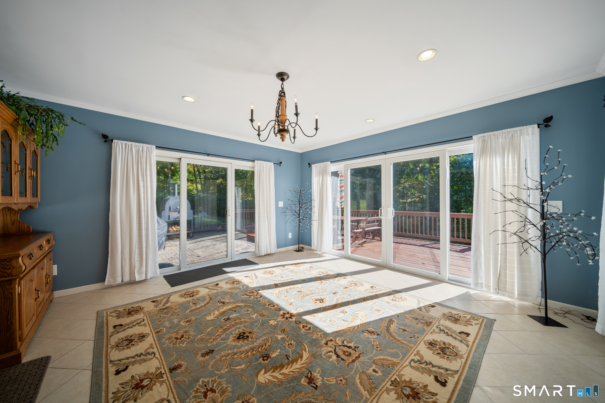 5 Twin Rocks Drive New Fairfield CT 06812