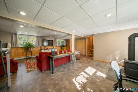 5 Twin Rocks Drive New Fairfield CT 06812