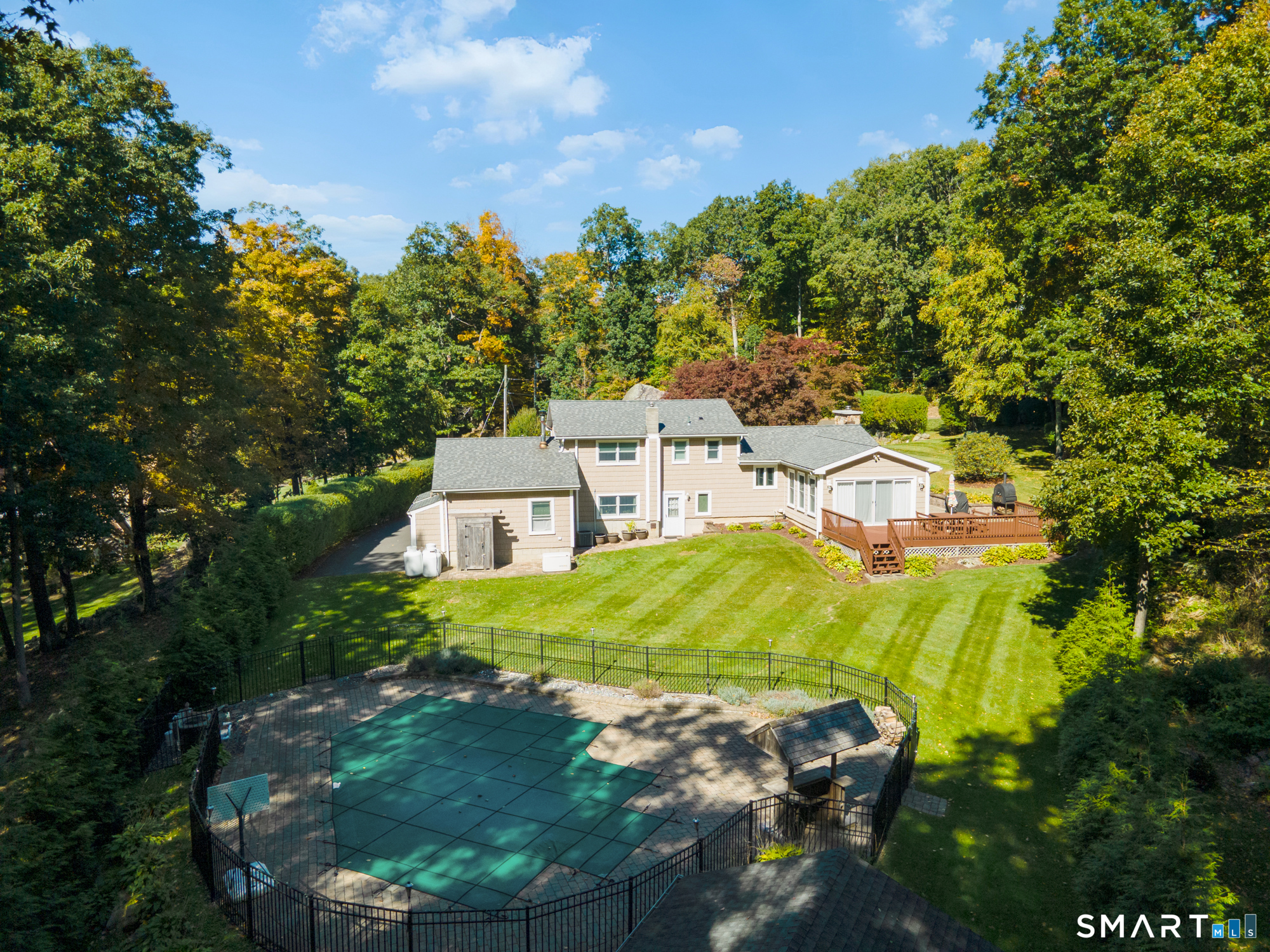 5 Twin Rocks Drive New Fairfield CT 06812