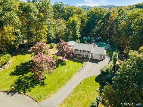 5 Twin Rocks Drive New Fairfield CT 06812