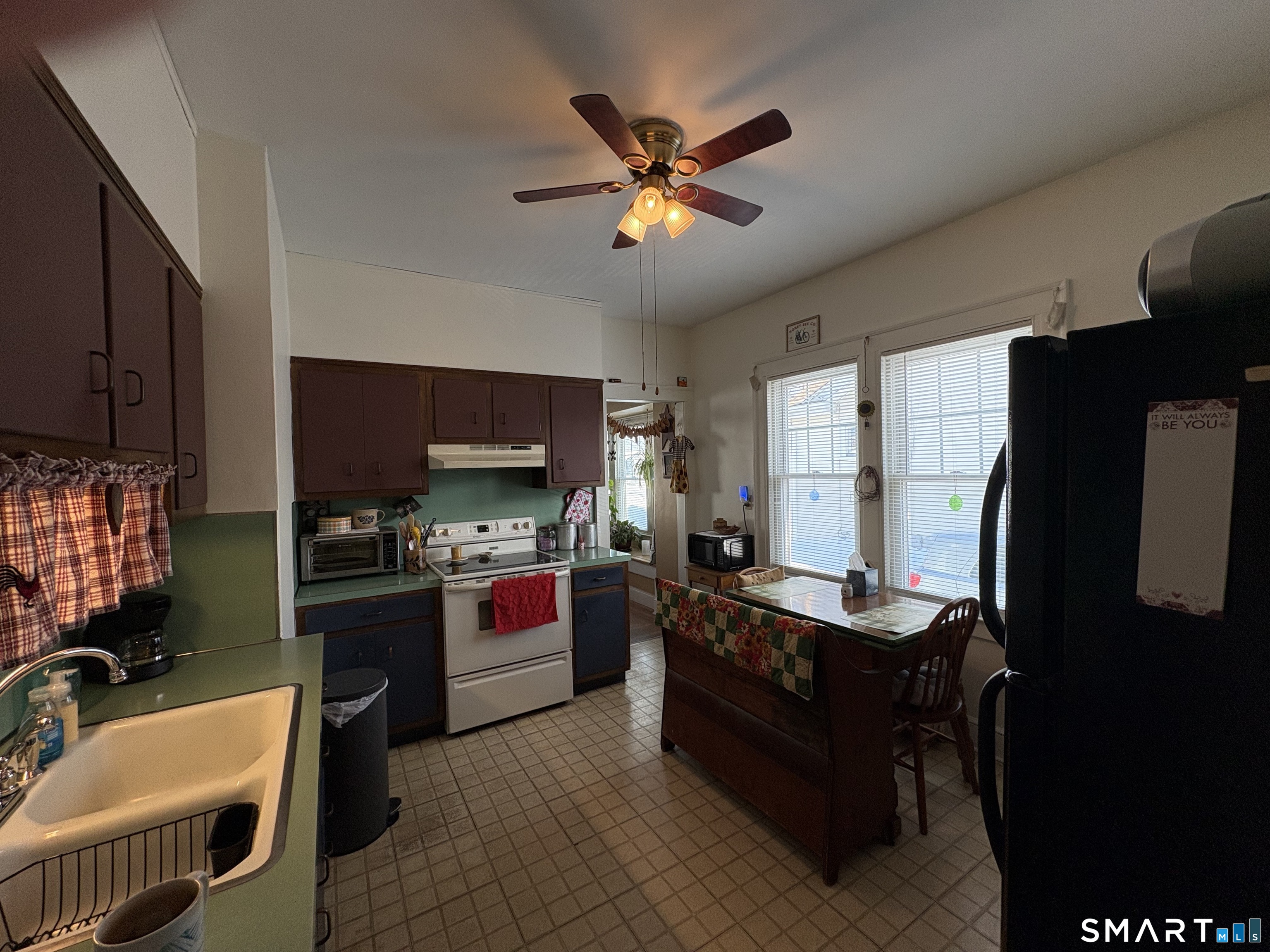 268 Third Avenue West Haven CT 06516