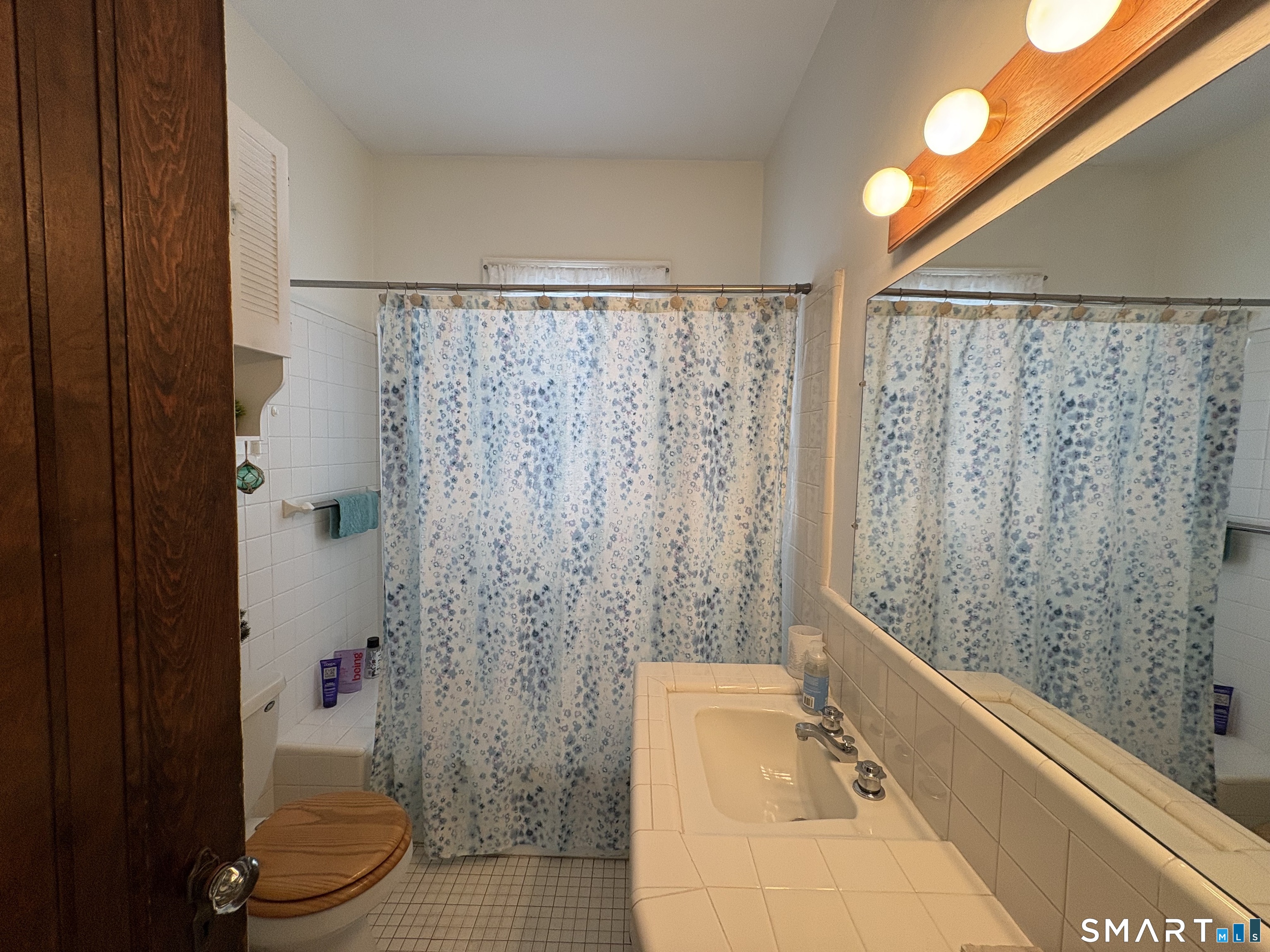 268 Third Avenue West Haven CT 06516