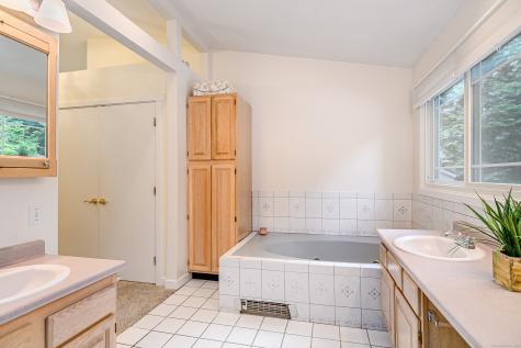 153 40 Acre Mountain Road Danbury CT 06811